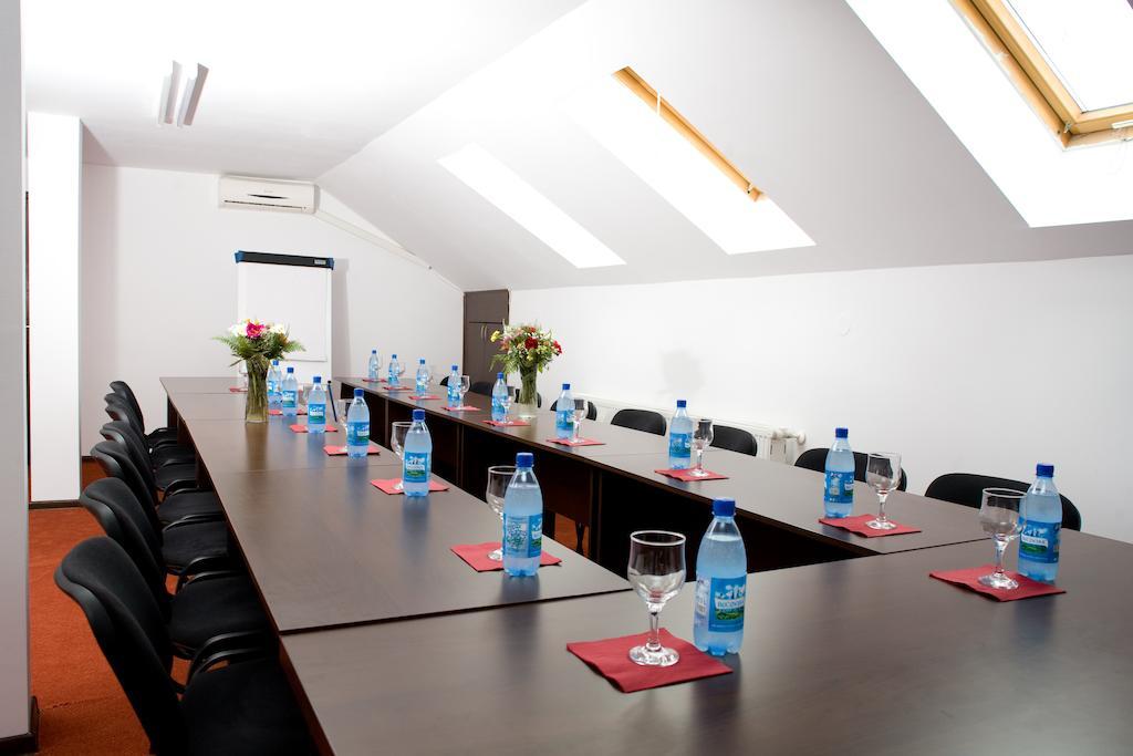 Rubin Hotel Sibiu Bagian luar foto