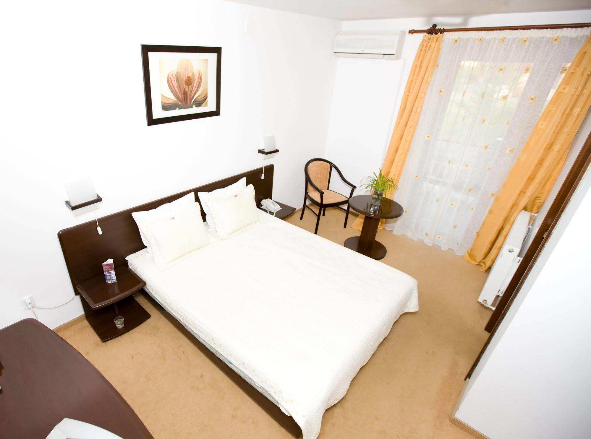 Rubin Hotel Sibiu Bagian luar foto