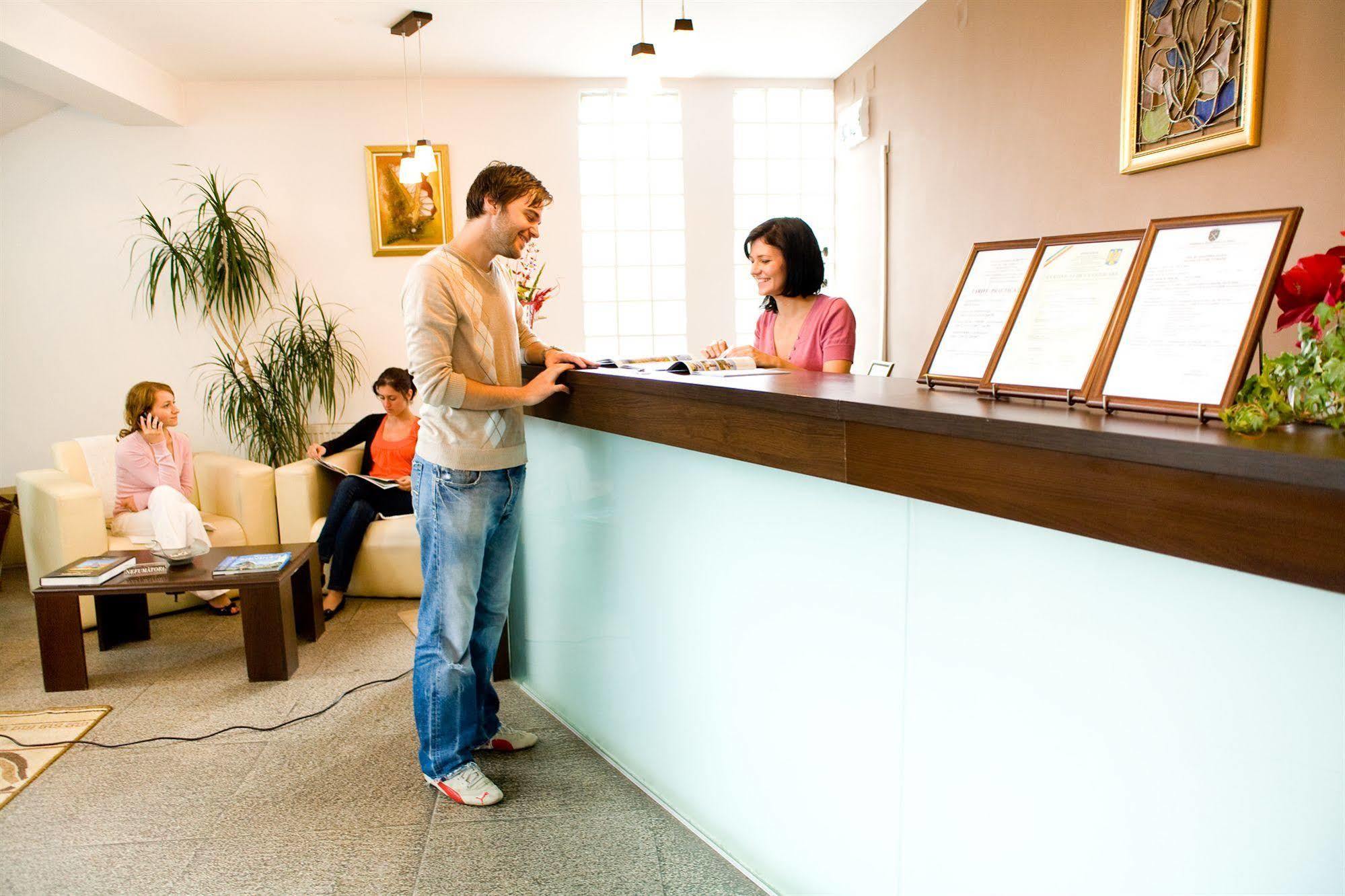 Rubin Hotel Sibiu Bagian luar foto